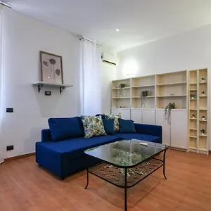 https://primopiano-pellegrino-rossi-b.it-lombardy.com